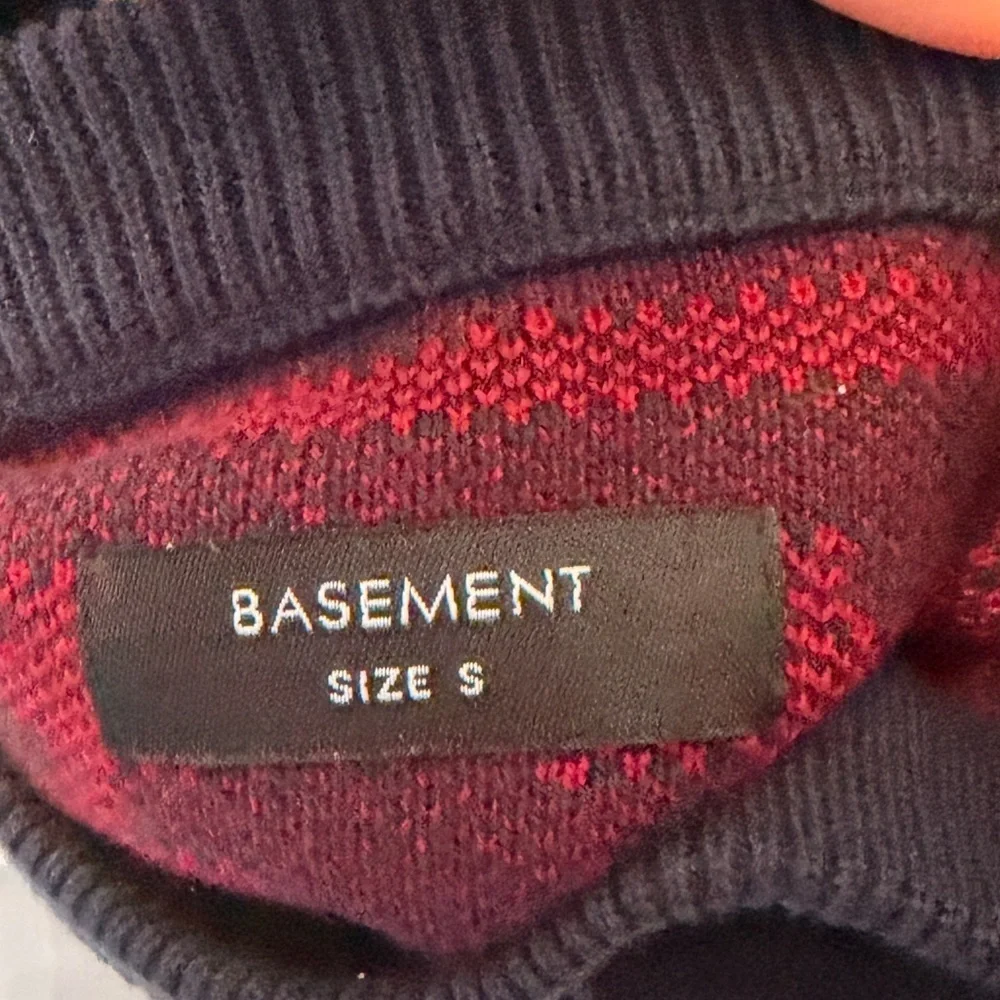 Basement Navy & Burgundy Red Crewneck Sweater Ugly Xmas Sweater Streetwear Men’s